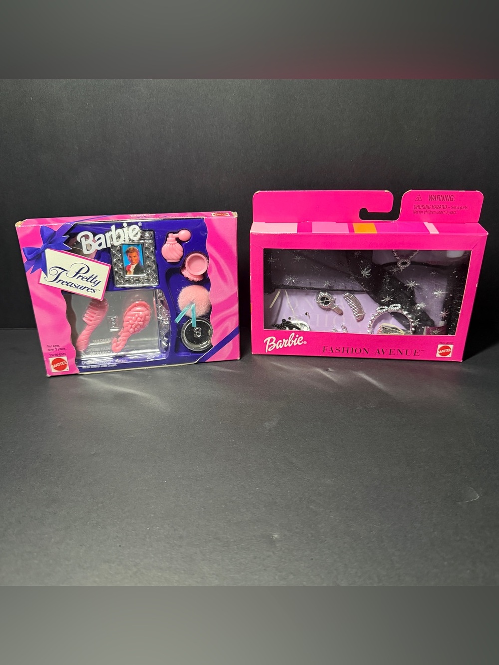 New Barbie set of 2 accessories Fashion Avenu